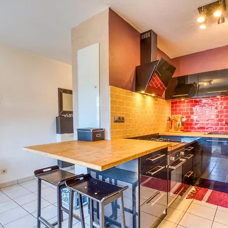 Joli Appartment, Chaleureux Et Cozy Appartement